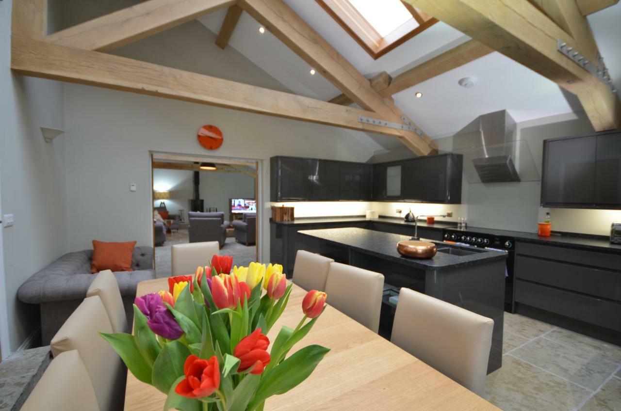 Keld Barn, Low Ploughlands Holiday Lets Киркби-Стивен Экстерьер фото